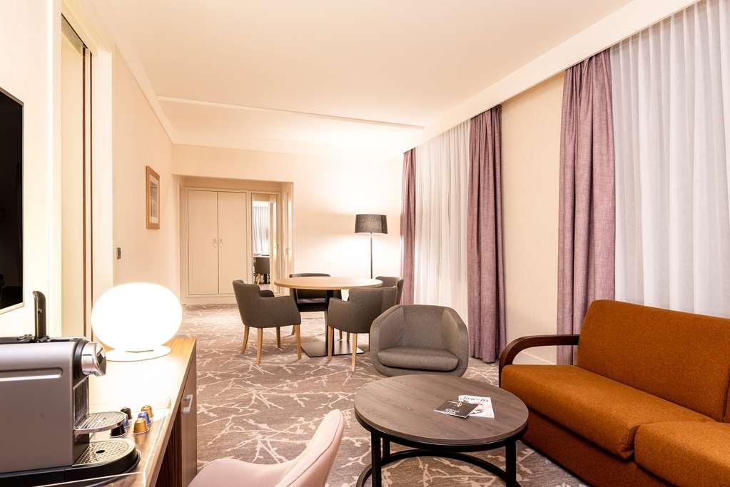 Radisson Blu Hotel Paris. Marne-La-Vallee Мани льо Онгр Стая снимка